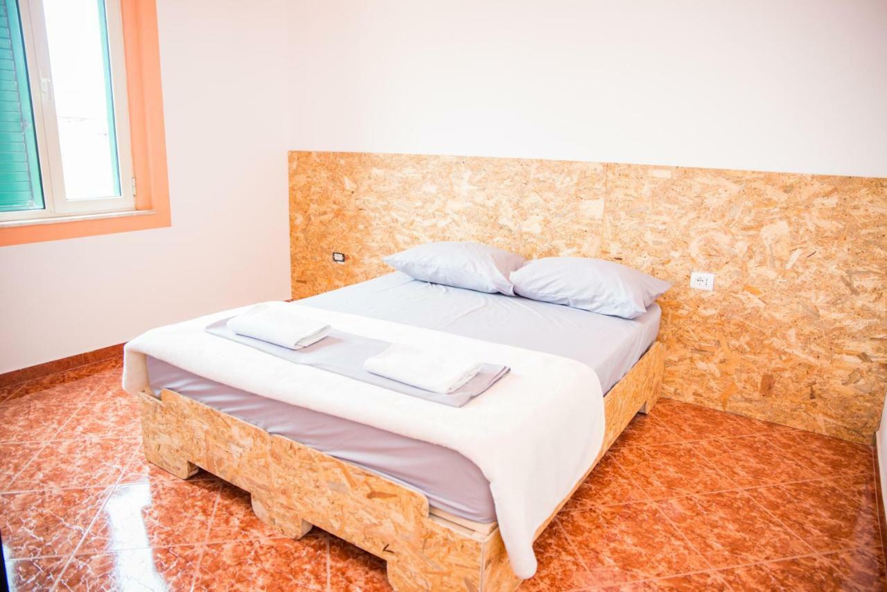 Our Way Guest House & Hostel Shkodra Kültér fotó