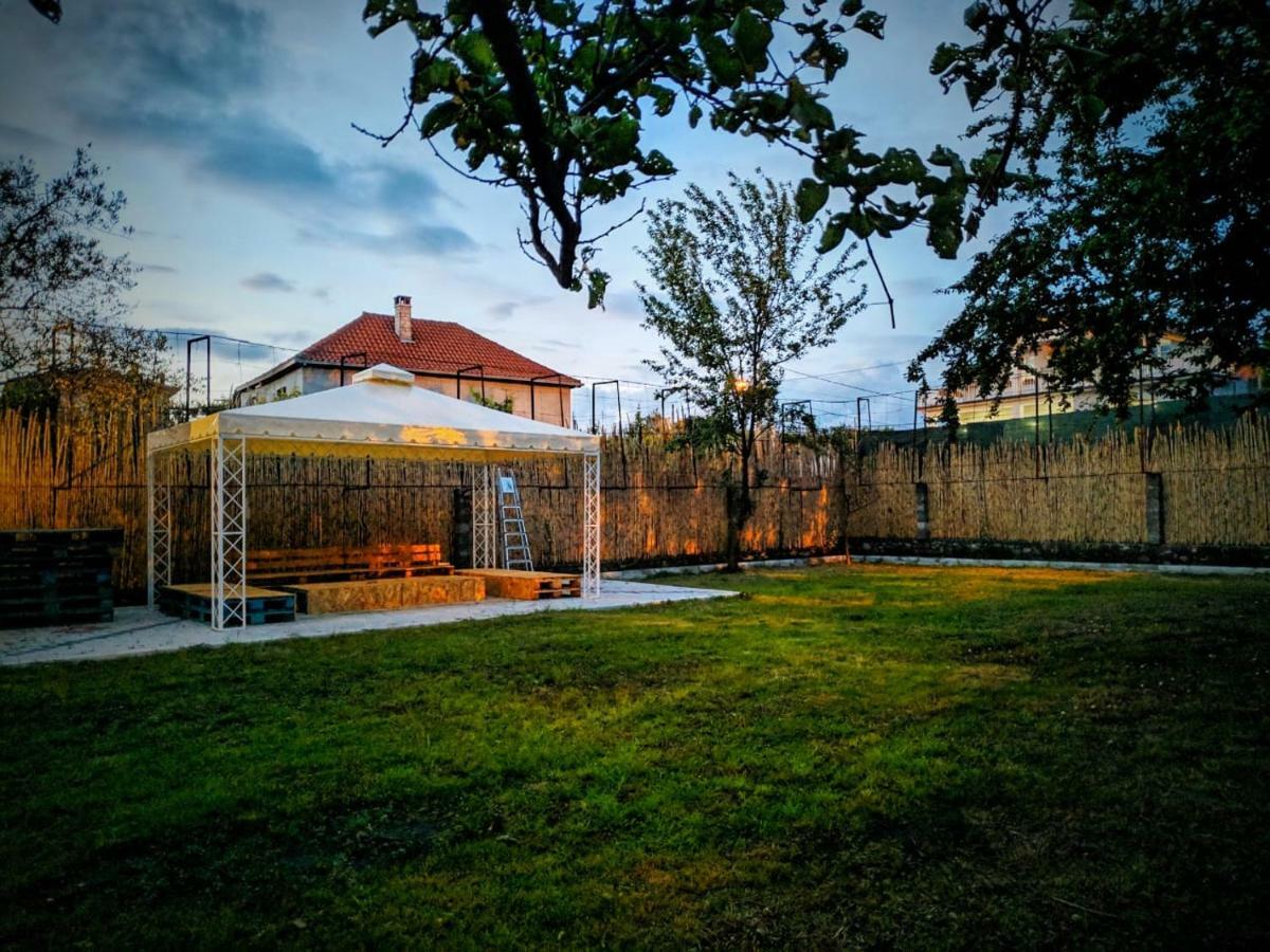 Our Way Guest House & Hostel Shkodra Kültér fotó